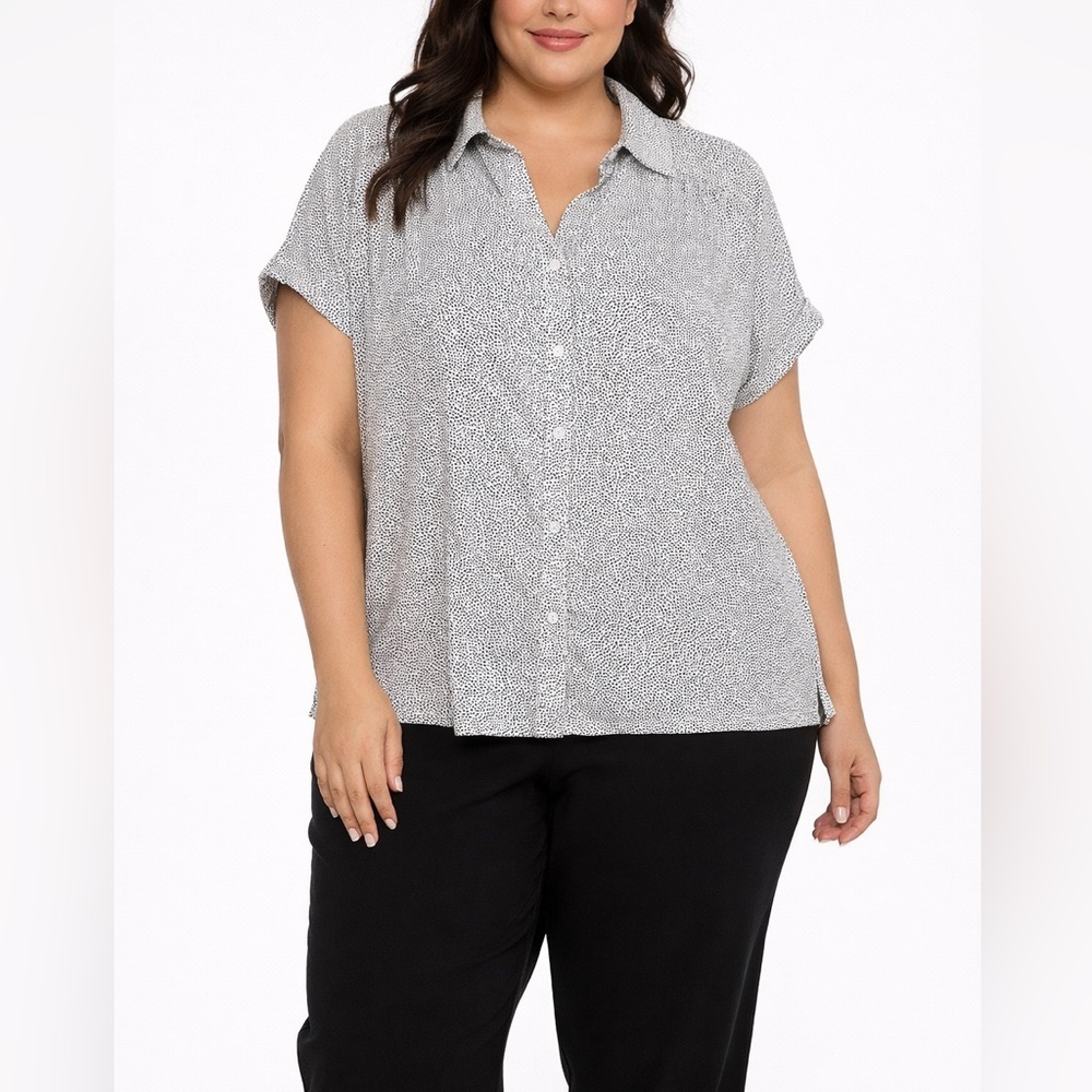 Adrianna Papell XL Women's White and Black Button-Up Top